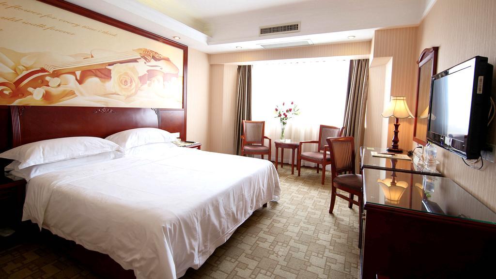 Vienna Hotel Chaoyang Nanning Exterior photo
