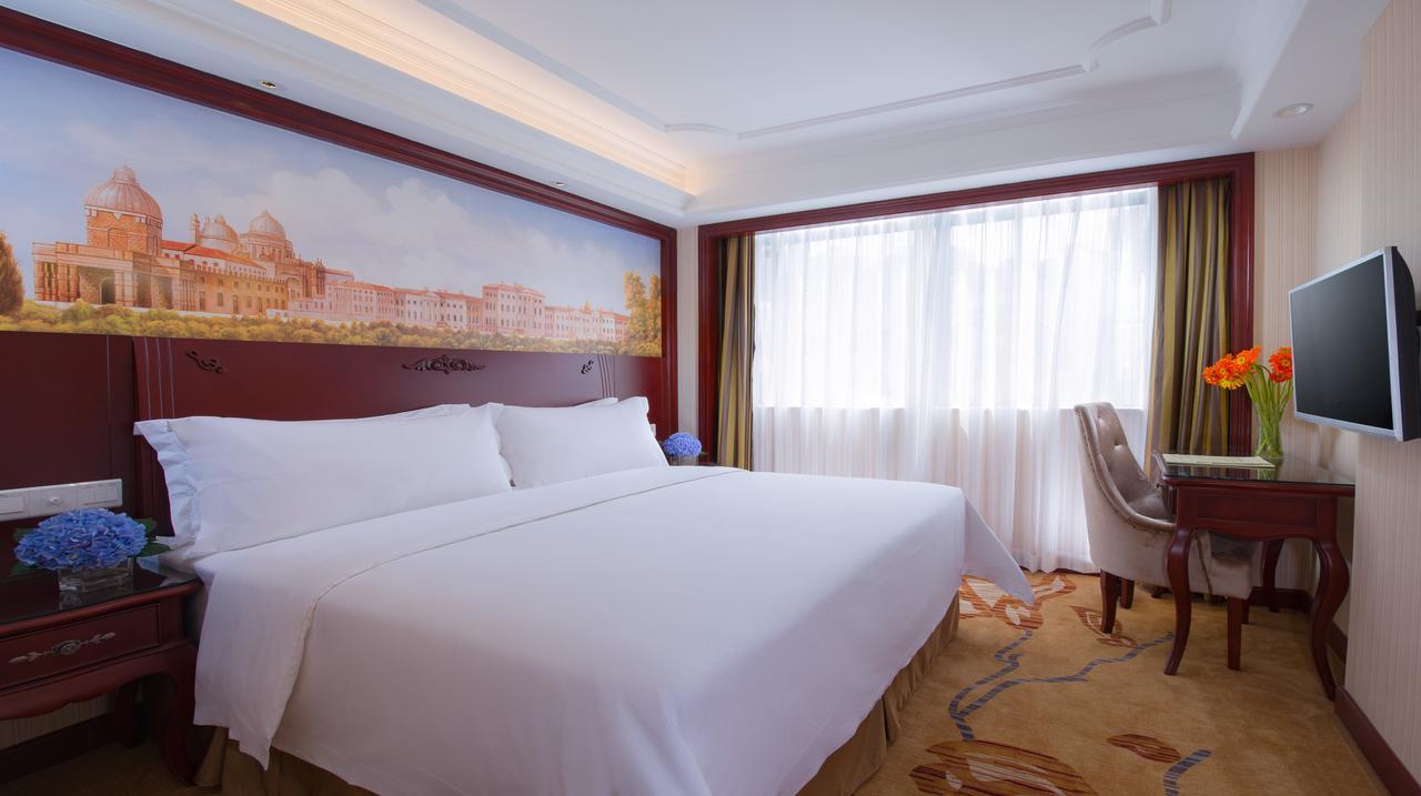 Vienna Hotel Chaoyang Nanning Exterior photo